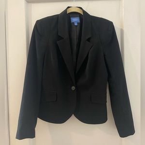 Black fitted Vera Wang blazer in size 10